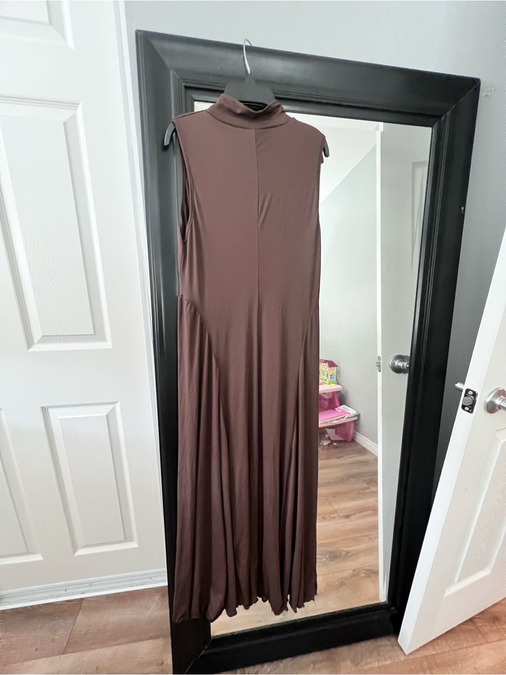 SHEIN Brown Sleeveless Mock Neck Maxi Dress